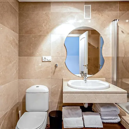 Apartment Stunning In With Swimming Pool *